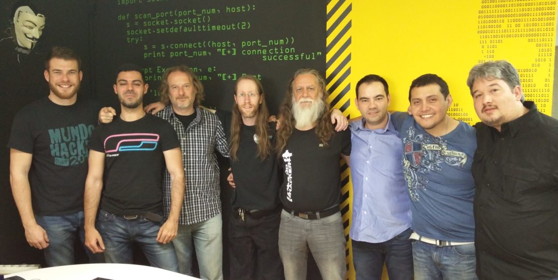 Mundo Hacker Team